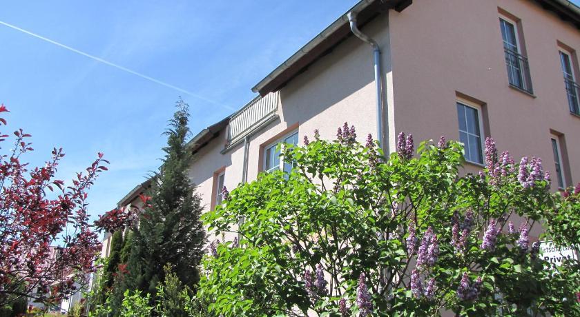Pension Am Deich Kröslin 外观 照片